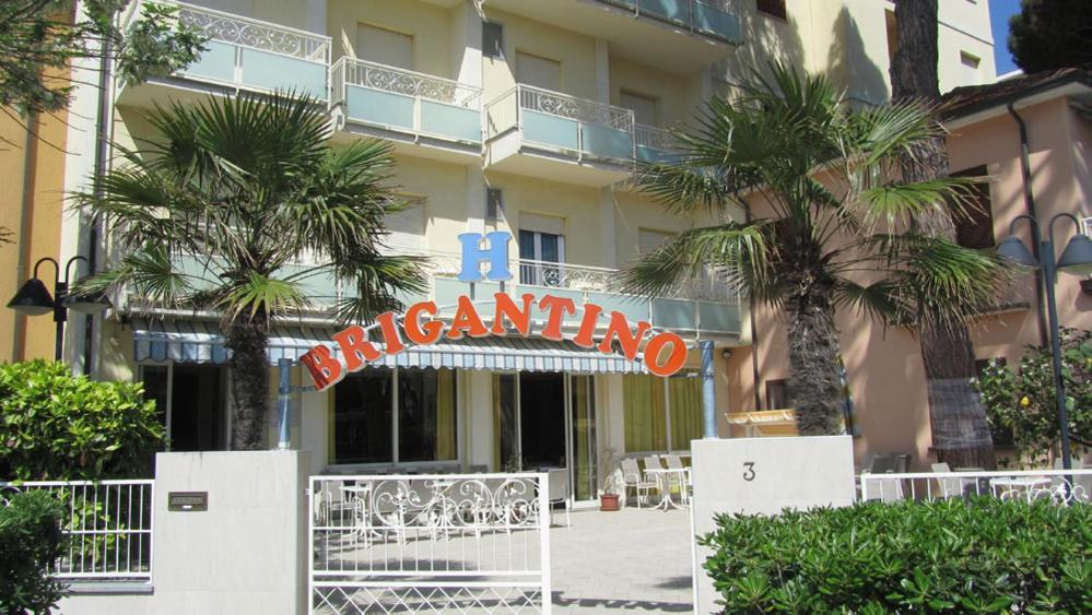 Hotel Brigantino Milano Marittima Exterior foto